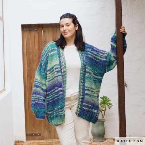 REVISTA KATIA esp TWIST & COLOR - chaqueta mujer - lana wow fluffy color trend